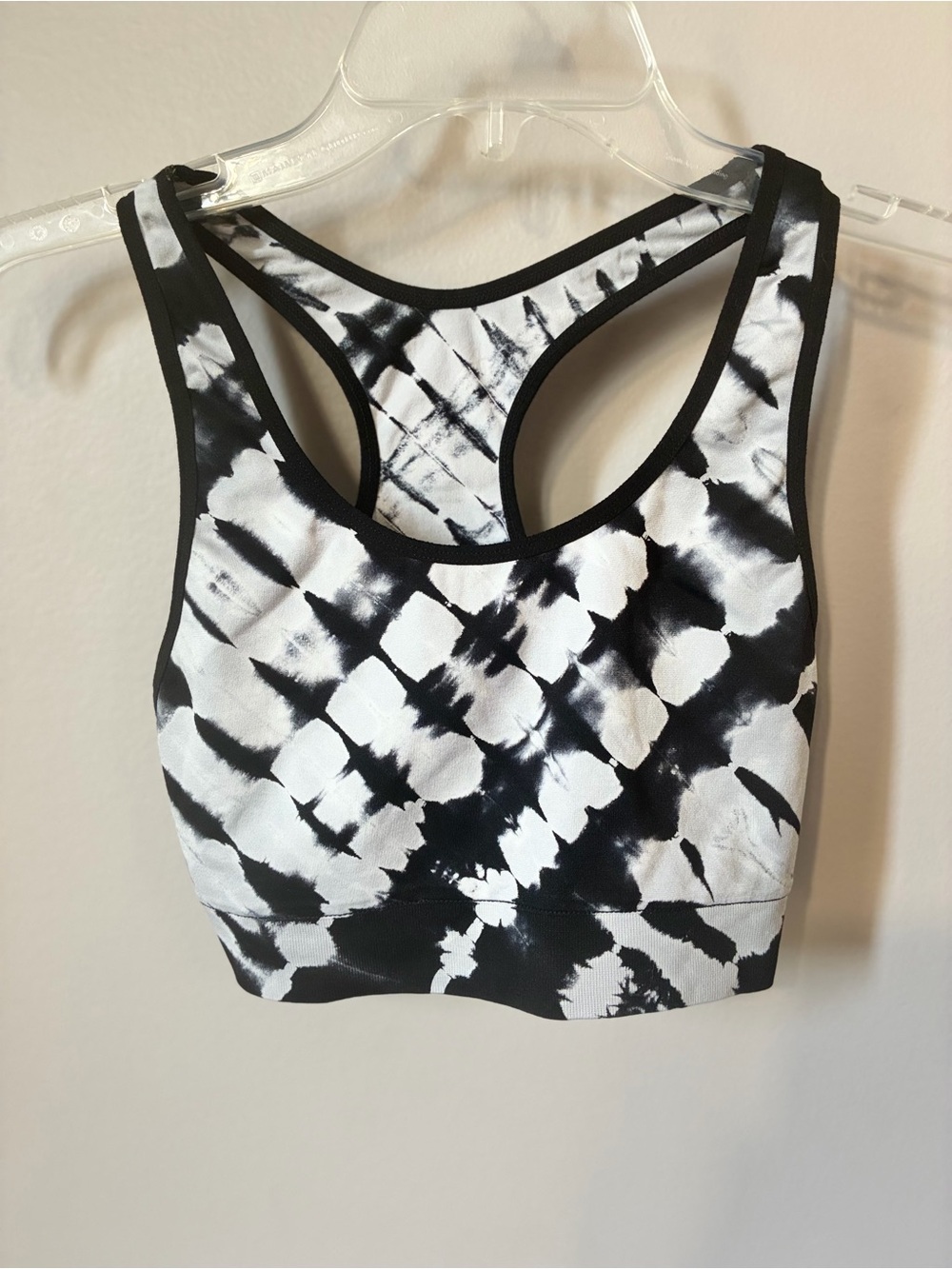 PINK by Victoria’s Secret Black & White Tie-Dye Racerback Sports Bra – Size S